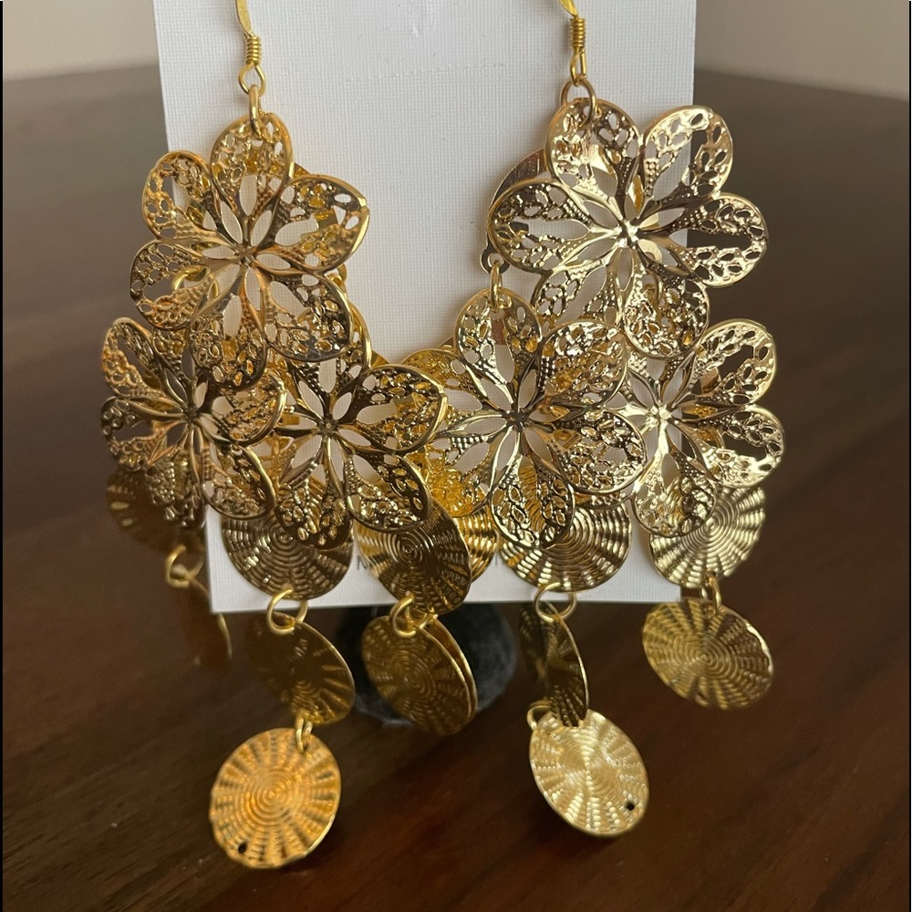 NWT gold costume earrings